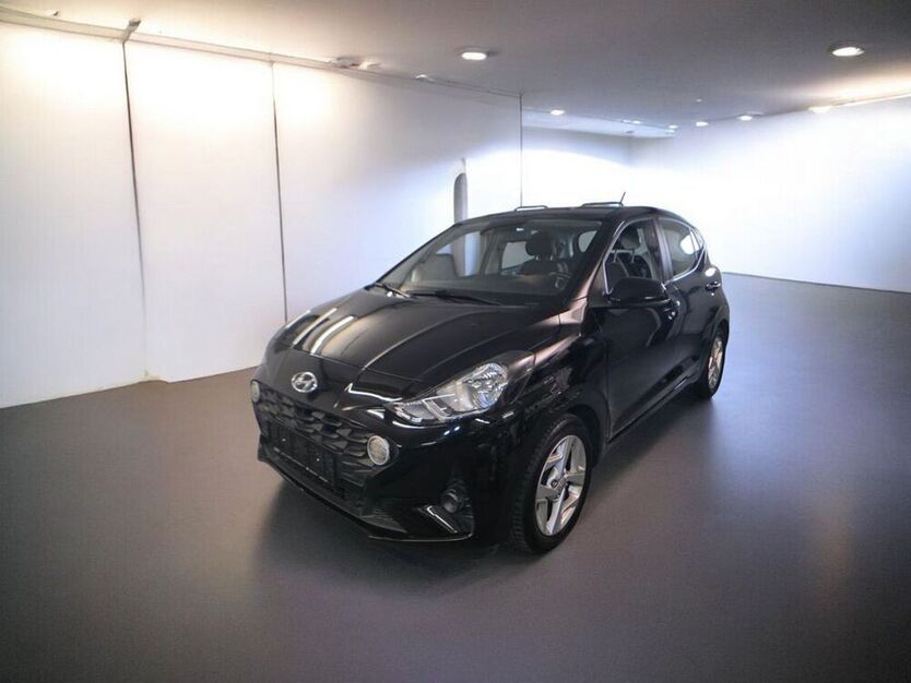 i10