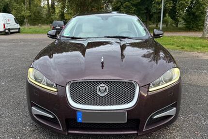 Jaguar XF 180.000 km 9.500 € Germersheim 76726