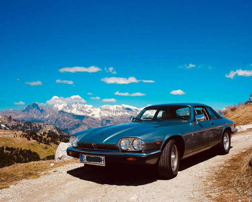 XJS
