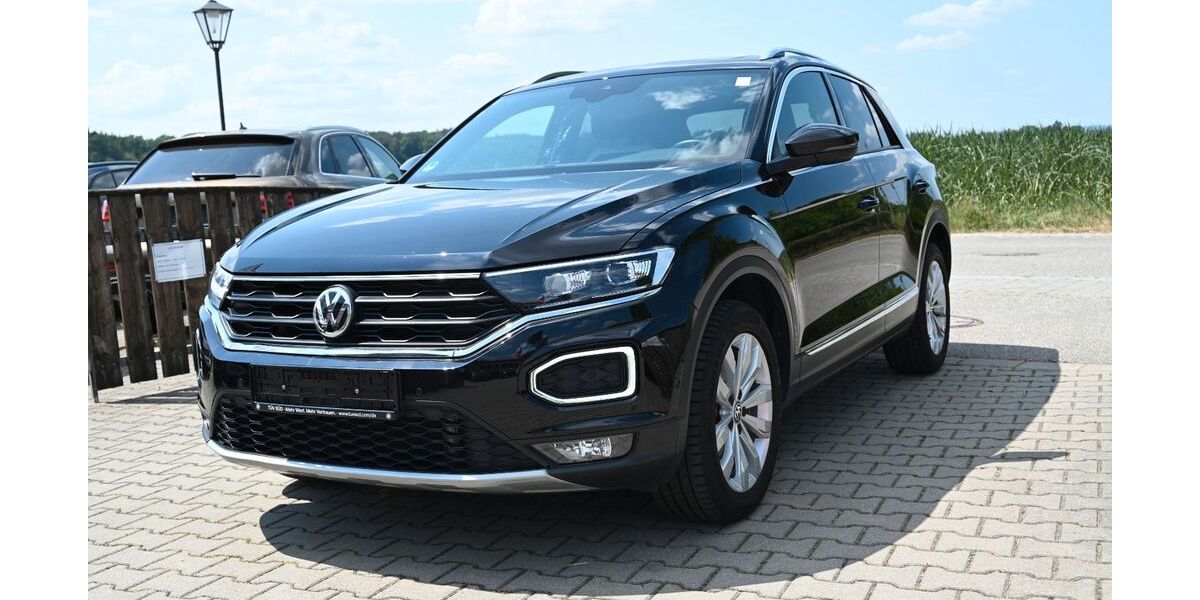 VW T-Roc 108.000 km 19.900 &euro; Petting /Waging am See 83367
