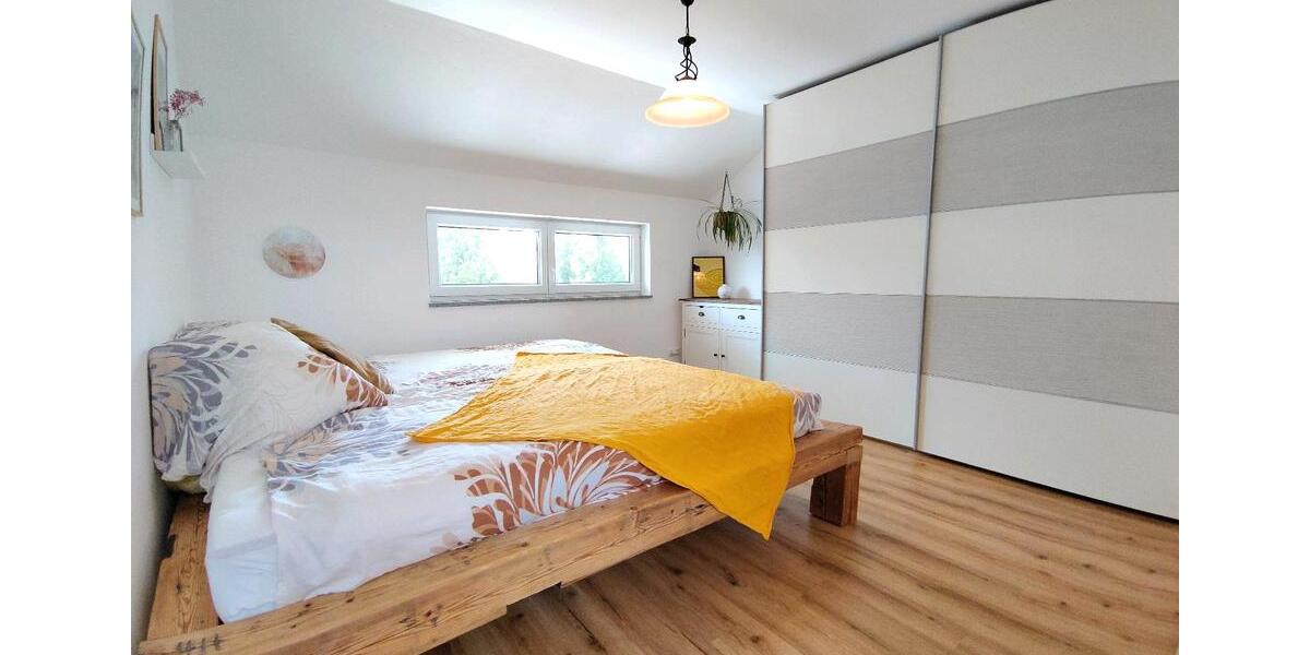 Doppelhaushälfte Greifenberg - 3.5 Zimmer, 95 m&sup2;, 1.569&euro; | Angebot:23776476