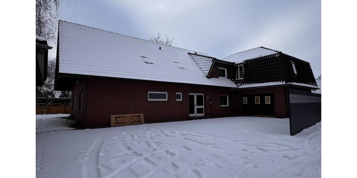 Mehrfamilienhaus, Wohnhaus Apen - 15 Zimmer, 300 m&sup2;, 520.000&euro; | Angebot:24730222