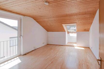 Wohnung Sankt Georgen im Schwarzwald - 3 Zimmer, 67 m&sup2;, 650&euro; | Angebot:26297532