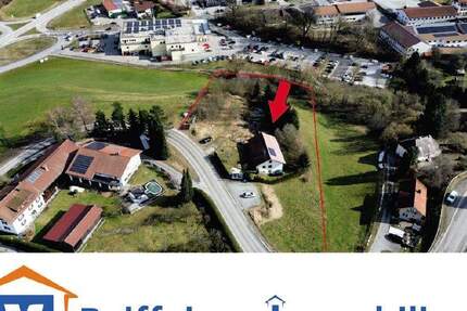 Haus Waldkirchen - 9 Zimmer, 197 m&sup2;, 690.000&euro; | Angebot:25390748