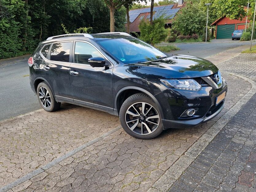 Nissan X-Trail 164.000 km 12.900 € Lippstadt 59556