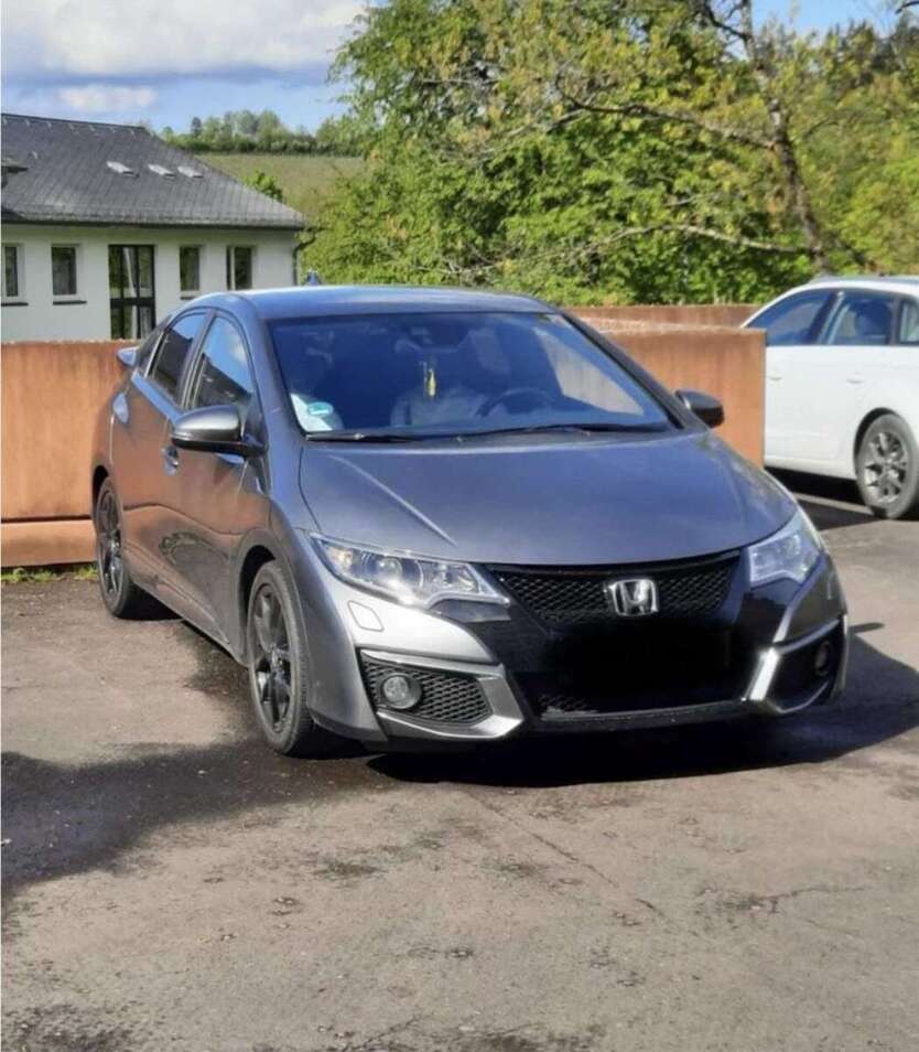 Honda Civic 60.000 km 12.750 € Trier 54295