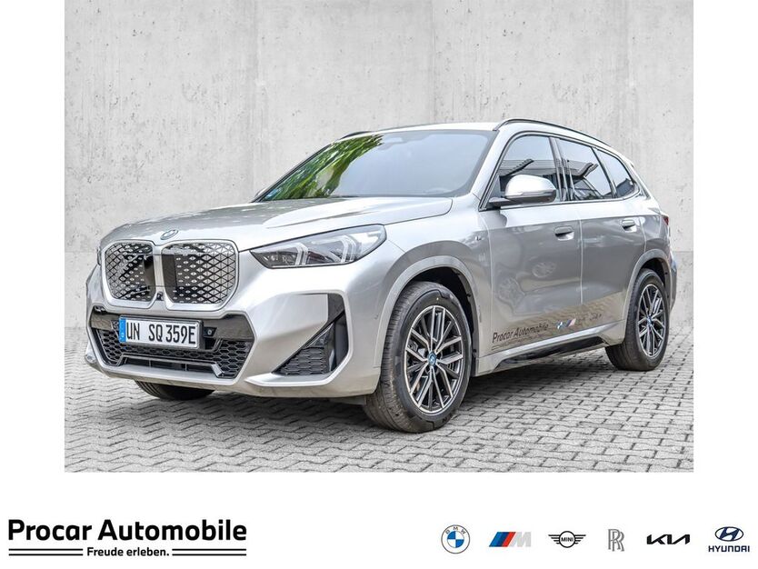 BMW iX1 5.900 km 46.350 € Unna 59425