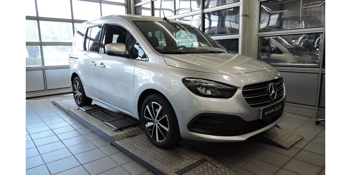 Mercedes-Benz T-Klasse 73.048 km 27.939 &euro; Nordhausen 99734