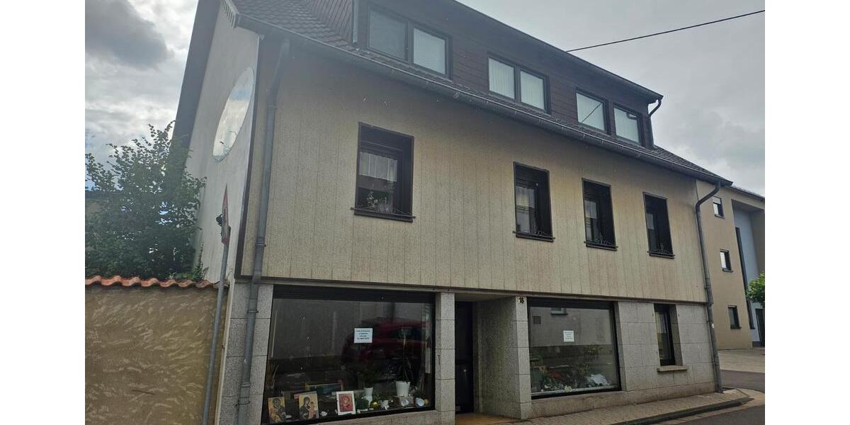Einfamilienhaus Wallerfangen - 15 Zimmer, 250 m&sup2;, 275.000&euro; | Angebot:26888785