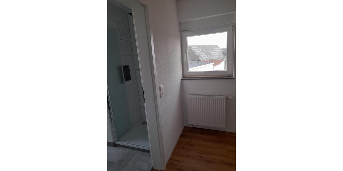 Komplett renoviertes Einfamilienhaus in dörflicher Lage 4 zimmer