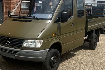 Mercedes-Benz Sprinter 83.400 km 23.800 € isselburg 46419
