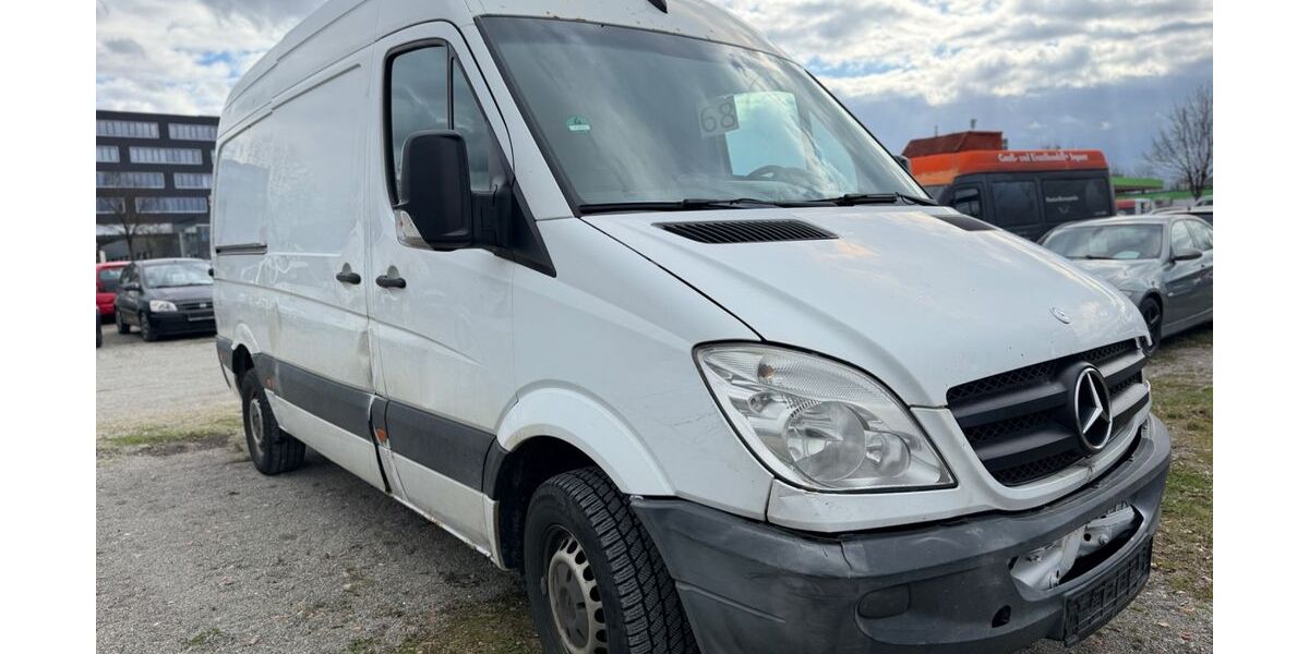 Mercedes-Benz Sprinter 483.284 km 2.950 &euro; Augsburg 86167