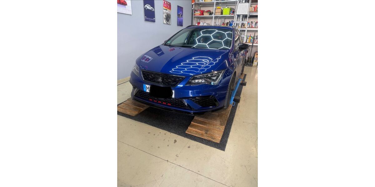 Seat Leon 126.000 km 20.499 &euro; München 81739
