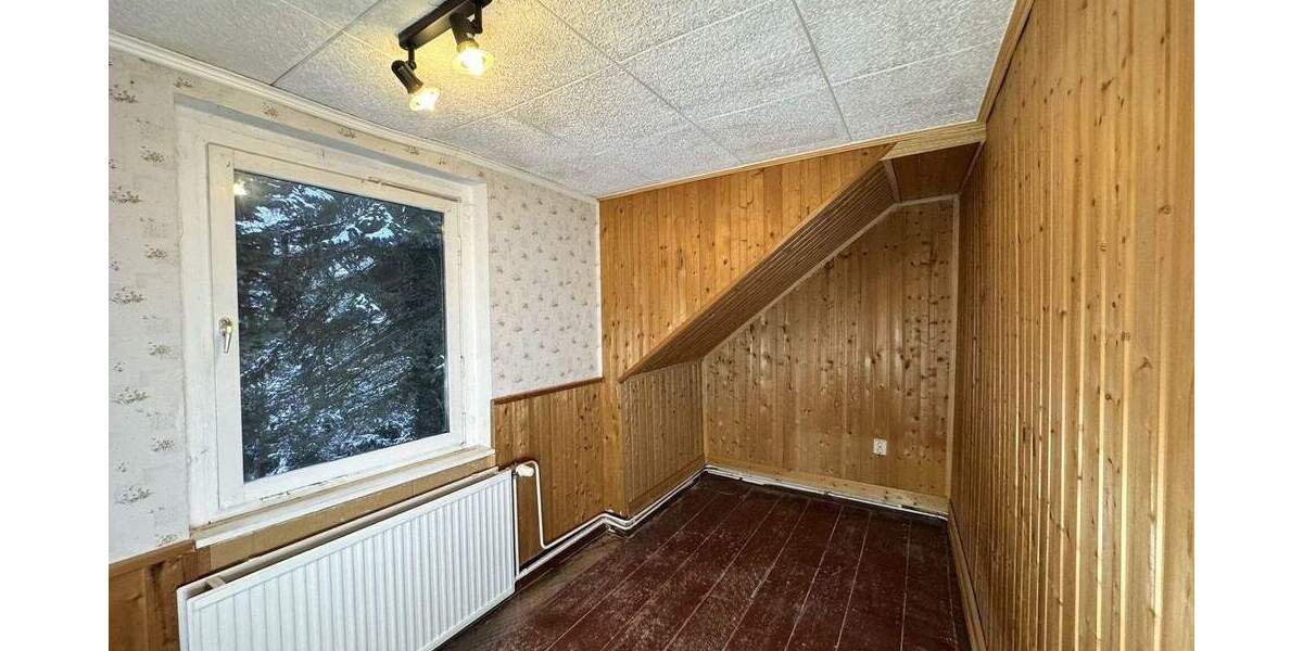Einfamilienhaus Brand-Erbisdorf Himmelsfürst - 7 Zimmer, 140 m&sup2;, 119.000&euro; | Angebot:25701222