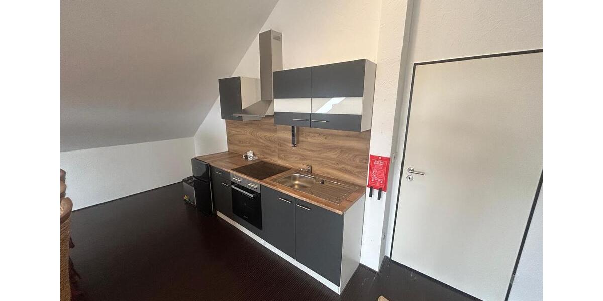 Dachgeschoßwohnung Ibbenbüren - 3 Zimmer, 140 m&sup2;, 1.000&euro; | Angebot:26039332
