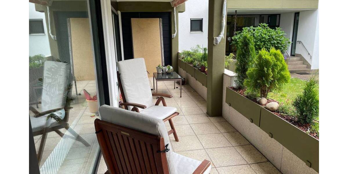 Komfortable Erdgeschoss Wohnung SB Rotenbühl 4 zimmer