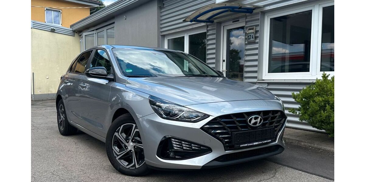 Hyundai i30 35.000 km 14.390 &euro; Cham 93413