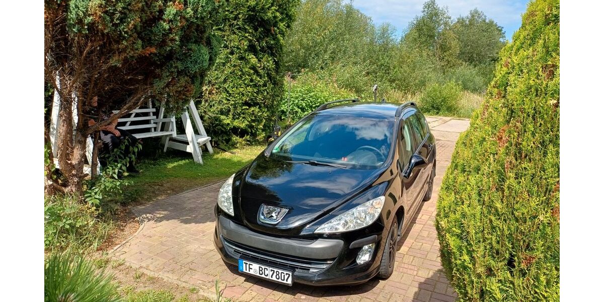 Peugeot 308 209.000 km 2.250 &euro; Luckenwalde 14943