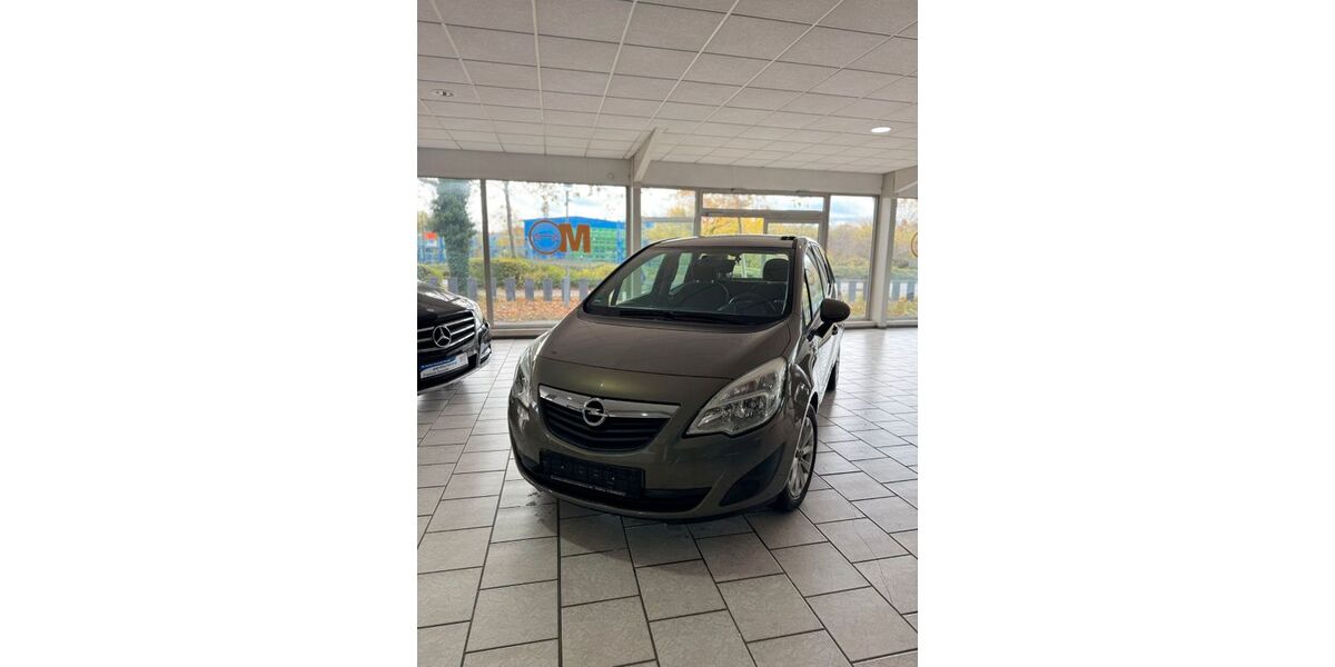 Opel Meriva 104.000 km 5.299 € Dessau-Roßlau 06847