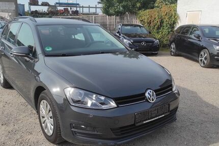 VW Golf 124.300 km 8.590 &euro; Lübeck 23568