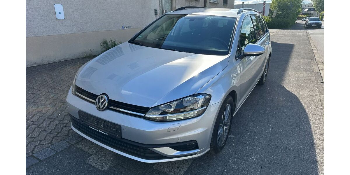 VW Golf 194.000 km 9.999 &euro; Paderborn 33100