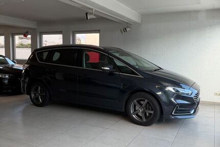 Ford S-Max 150.000 km 14.099 &euro; Filderstadt 70794