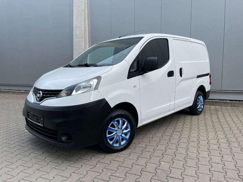 Nissan NV200 150.000 km 9.900 € Düsseldorf 40231
