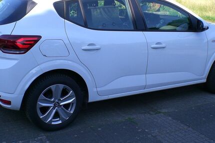 Dacia Sandero 40.000 km 10.500 &euro; Syke 28857