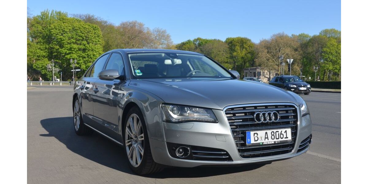 Audi A8 125.000 km 18.000 € Berlin 10559