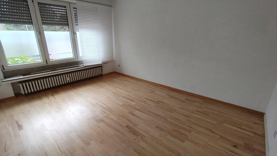 Erdgeschoßwohnung Meerbusch - 3 Zimmer, 84 m&sup2;, 950&euro; | Angebot:25025805