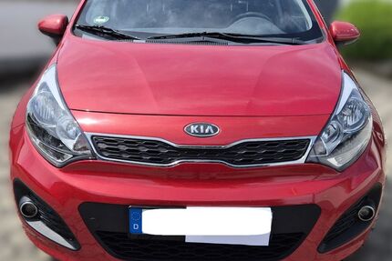 Kia Rio 132.000 km 4.500 &euro; Landshut 84028