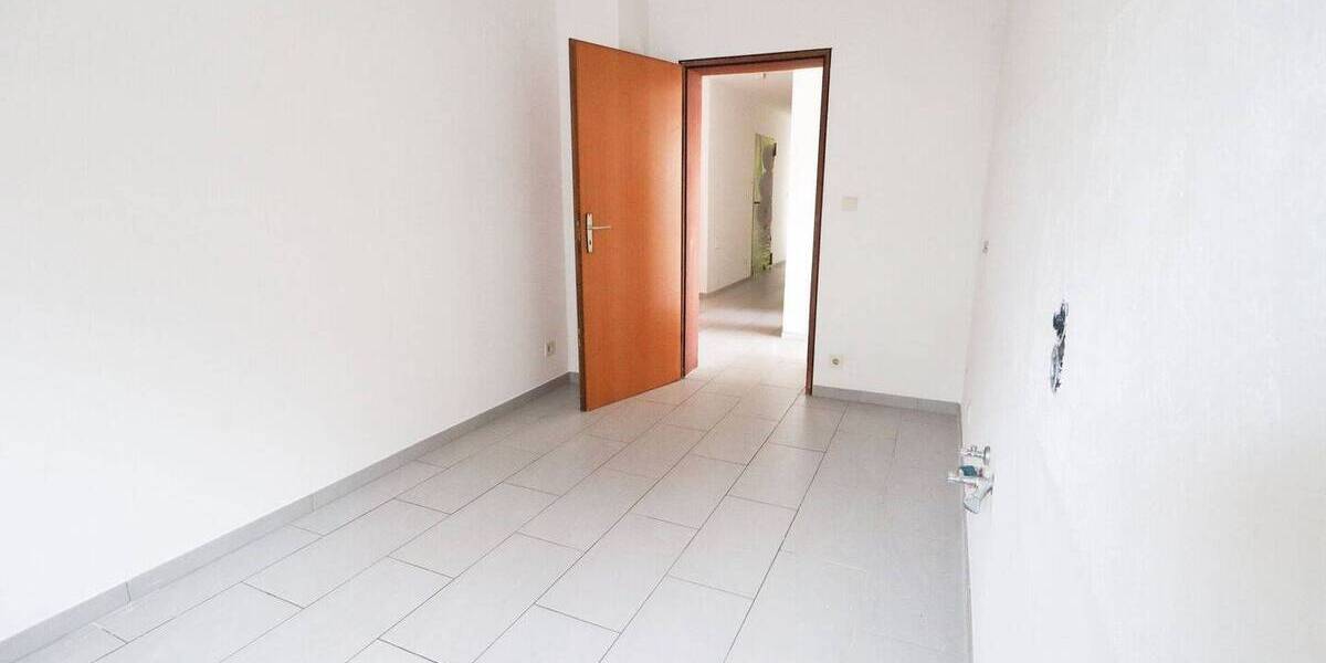 Etagenwohnung Greding - 9 Zimmer, 241 m&sup2;, 450.000&euro; | Angebot:25745121