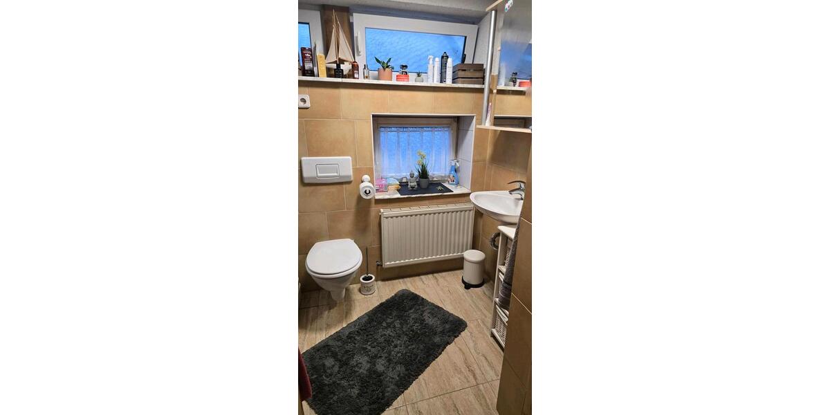 Etagenwohnung Langelsheim - 1 Zimmer, 150 m&sup2;, 1.150&euro; | Angebot:25512096