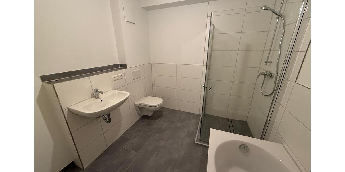 Etagenwohnung Langquaid - 5 Zimmer, 128 m&sup2;, 1.355&euro; | Angebot:24770150
