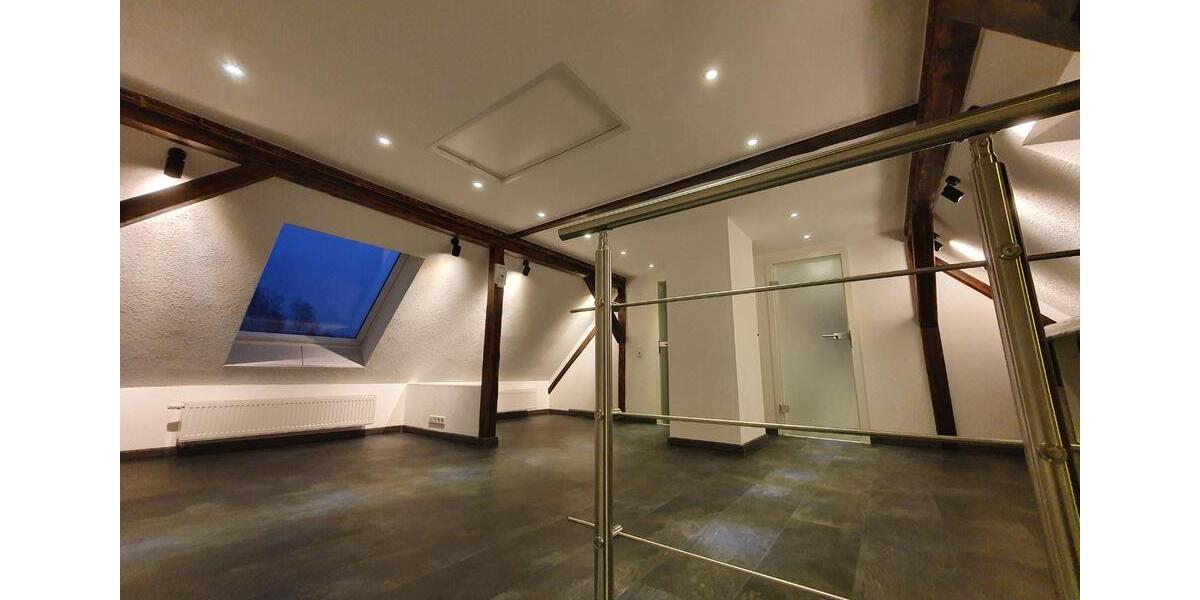 Dachgeschoßwohnung Elsterwerda - 1 Zimmer, 50 m&sup2;, 420&euro; | Angebot:25417239