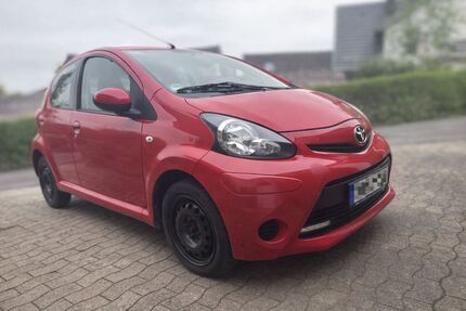 Toyota Aygo (X) 60.700 km 4.999 &euro; Salzhemmendorf 31020