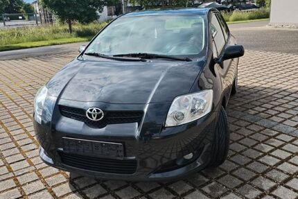 Toyota Auris 135.000 km 4.100 &euro; Wyhl 79369