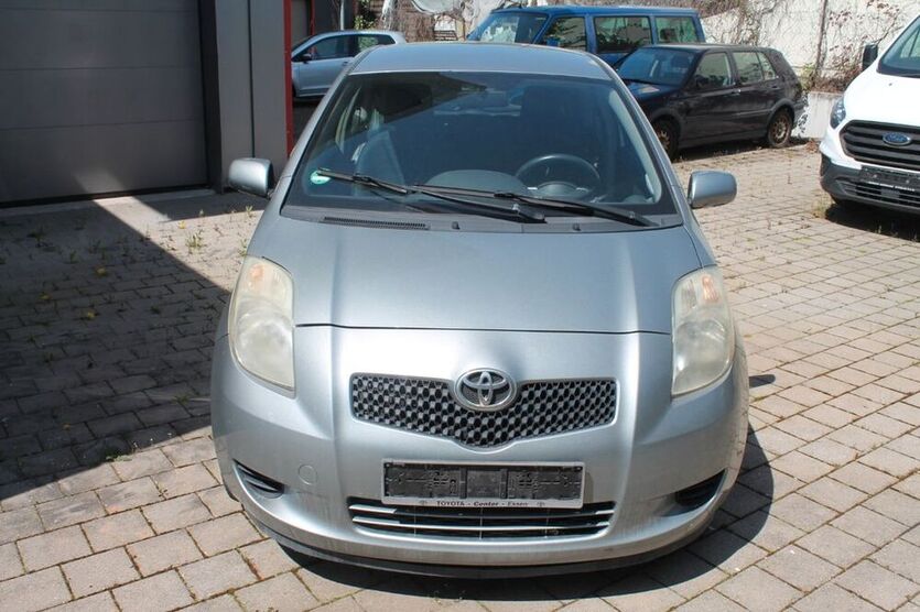Yaris
