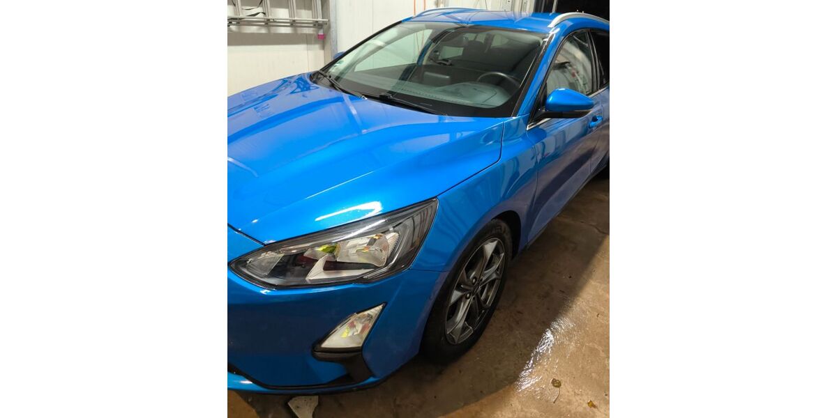 Ford Focus 105.000 km 15.500 € Reitzenhain 56357