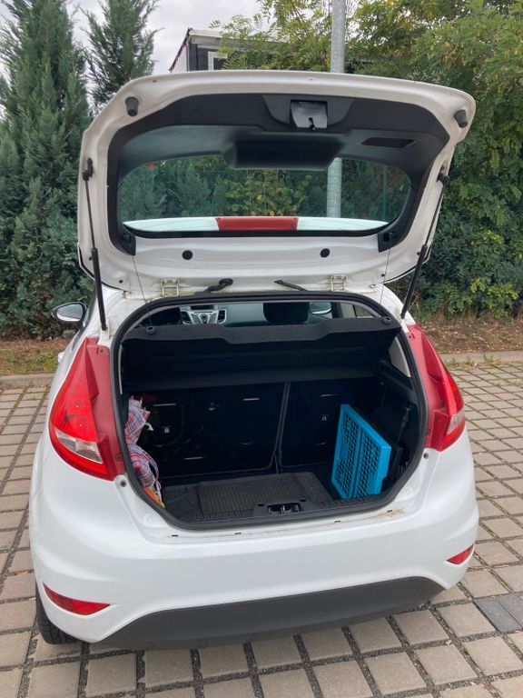 Ford Fiesta 98.000 km 3.500 € Leipzig 04317