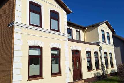 Haus Süderbrarup - 9 Zimmer, 230 m&sup2;, 399.000&euro; | Angebot:24814143