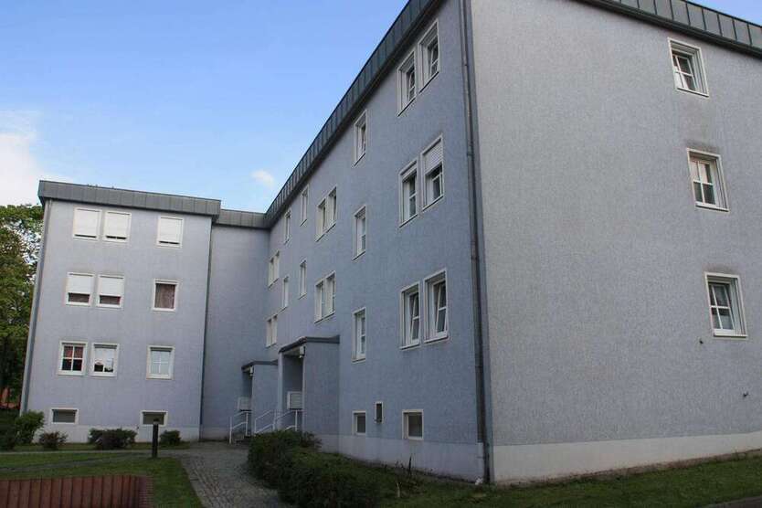 Wohnung zum Mieten in Zeulenroda-Triebes 173,40 € 34.68 m²