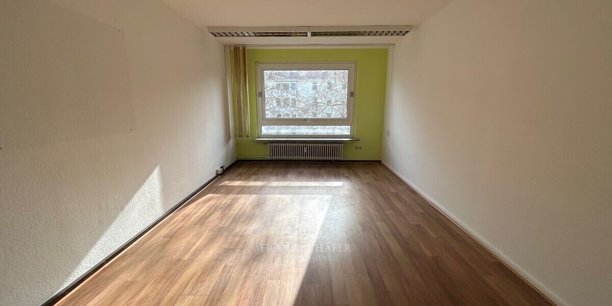 Gepflegte Bürofläche mit ca. 180m², sofort bezugsfrei, Nähe RheinChristuskirche - - Gewerbeobjekt Mainz | Angebot:26799198