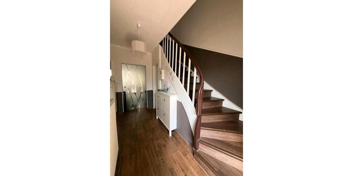 Reihenhaus Espelkamp - 4 Zimmer, 96 m&sup2;, 240.000&euro; | Angebot:25403251