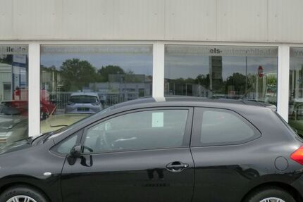 Toyota Auris 225.980 km 2.990 &euro; Leverkusen 51377