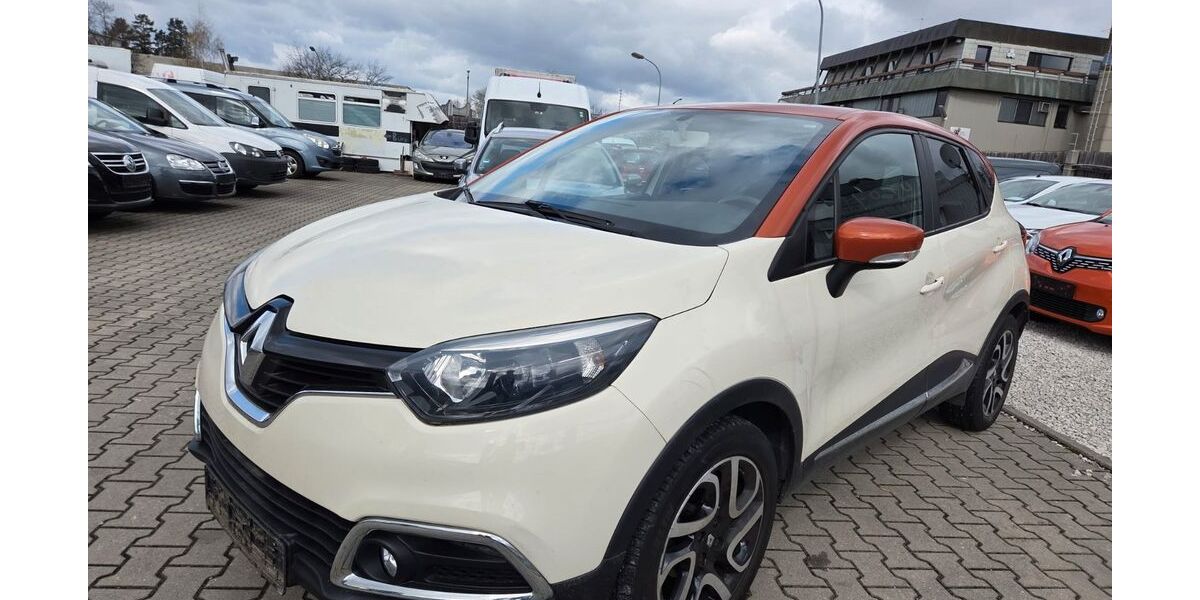 Renault Captur 88.000 km 7.900 &euro; Nürnberg 90439