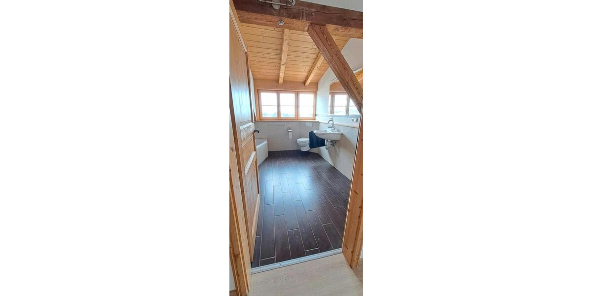 Dachgeschoßwohnung Marktoberdorf - 2 Zimmer, 85 m&sup2;, 1.080&euro; | Angebot:26413857
