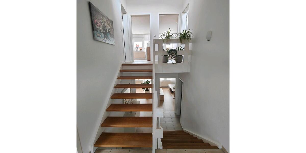 Etagenwohnung Nienburg (Weser) - 4.5 Zimmer, 102 m&sup2;, 349.000&euro; | Angebot:24346370