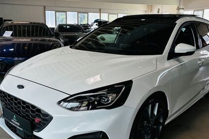 Ford Focus 72.000 km 22.990 &euro; Lüdenscheid 58507