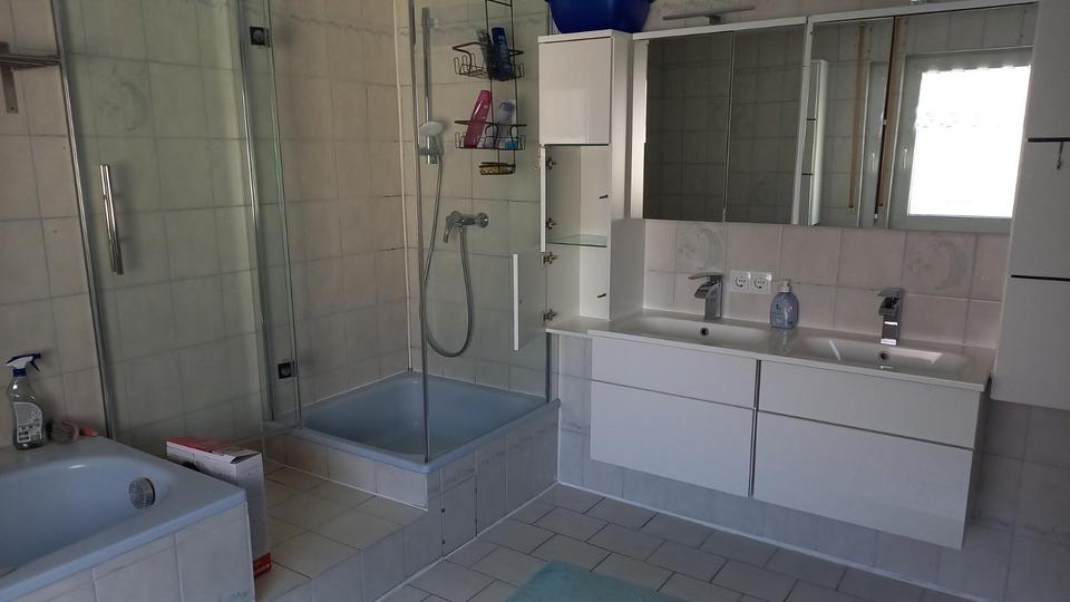 Etagenwohnung Grünberg - 6 Zimmer, 135 m&sup2;, 890&euro; | Angebot:26362175